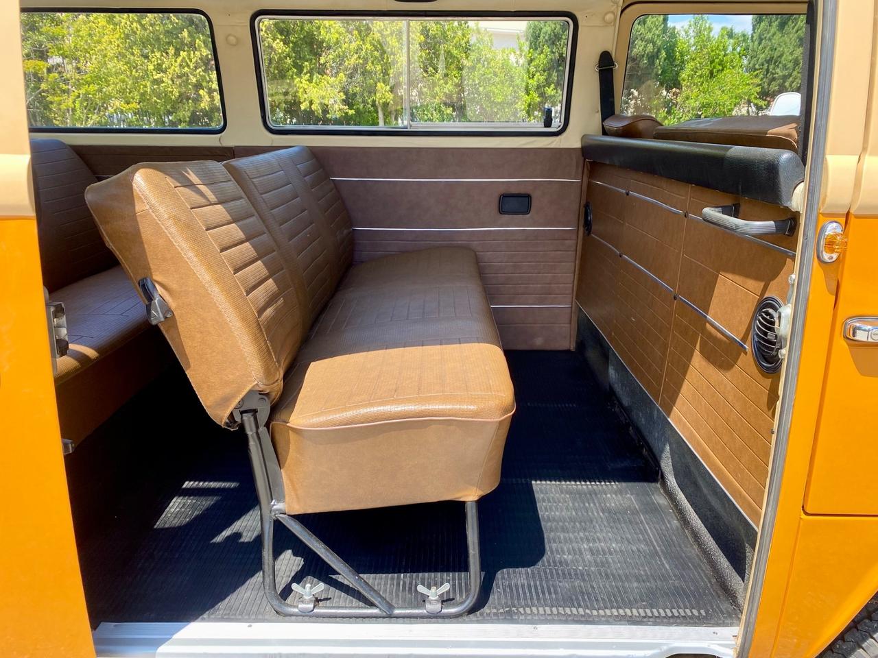 Volkswagen T2 VOLKSWAGEN T2 Bus 9 POSTI LUSSO