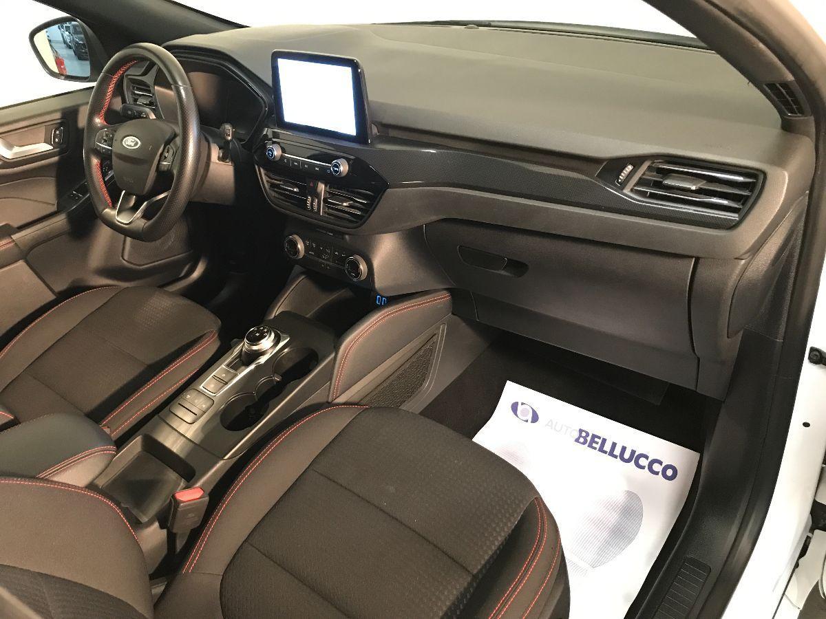 FORD Kuga 1.5 TDCI 120 CV AUTOMATICA ST-Line