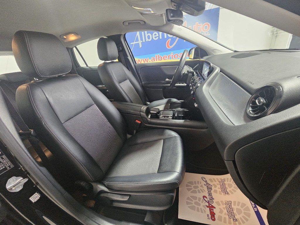 Mercedes-Benz GLA 200 d Automatic Business