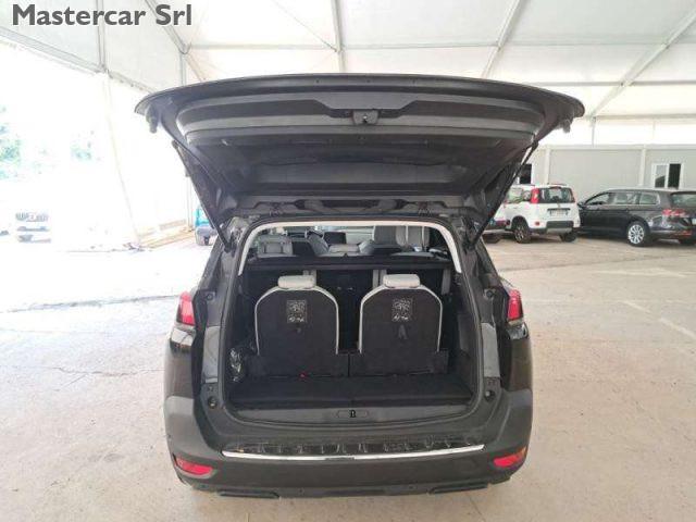 PEUGEOT 5008 5008 7 POSTI 1.5 bluehdi Allure - targa GC824JW