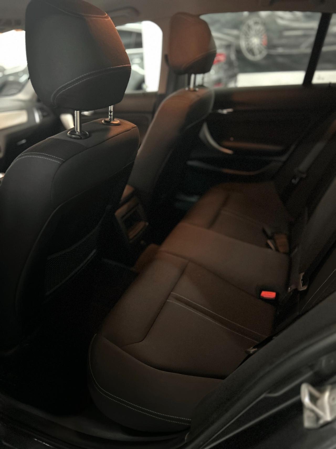 Bmw 118d 150cv 5p. Advantage 06/2019