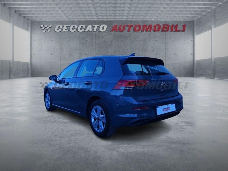 Volkswagen Golf VIII 2020 2.0 tdi Life 115cv dsg
