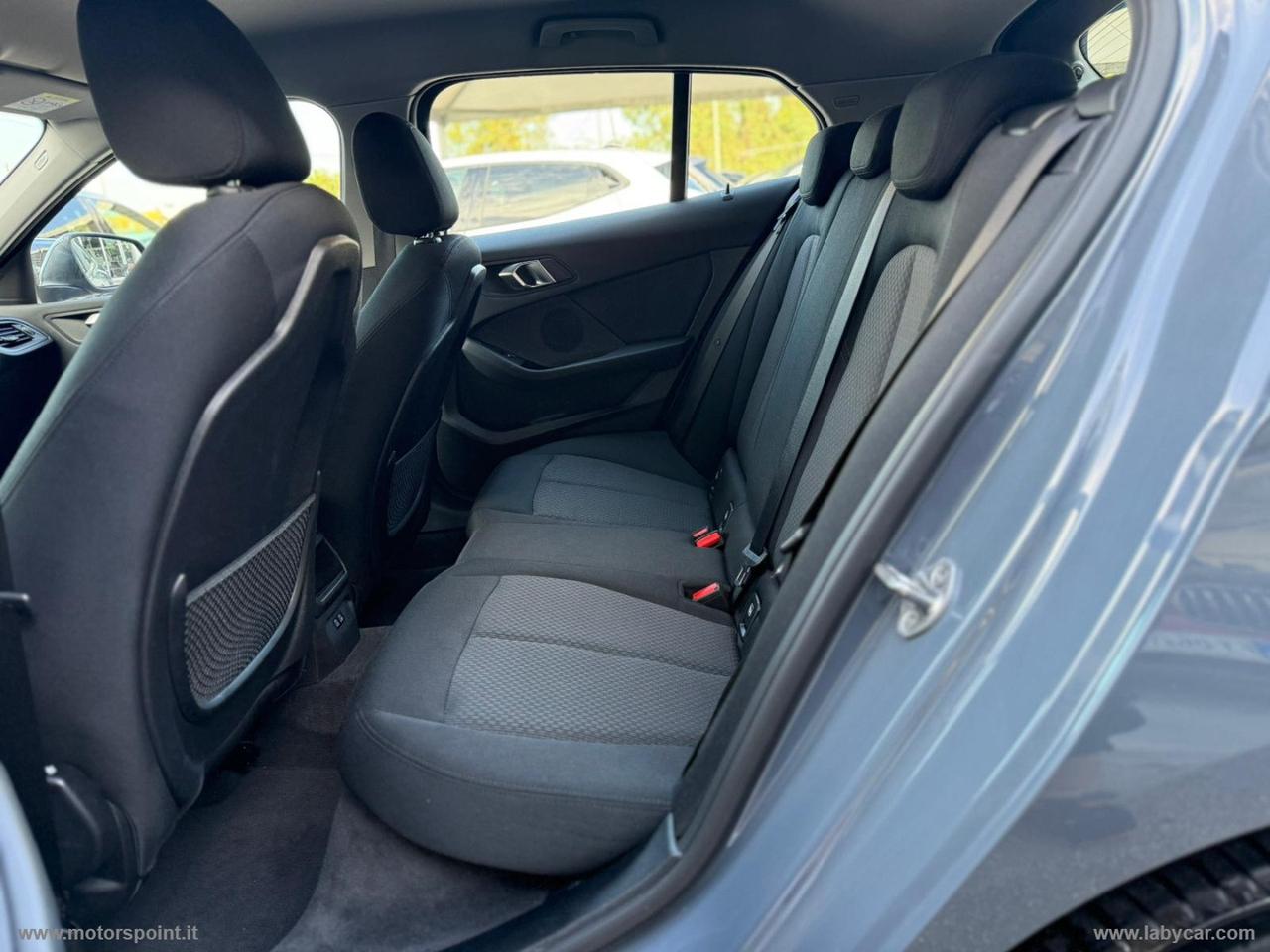 BMW 116d 5p. Business Advantage