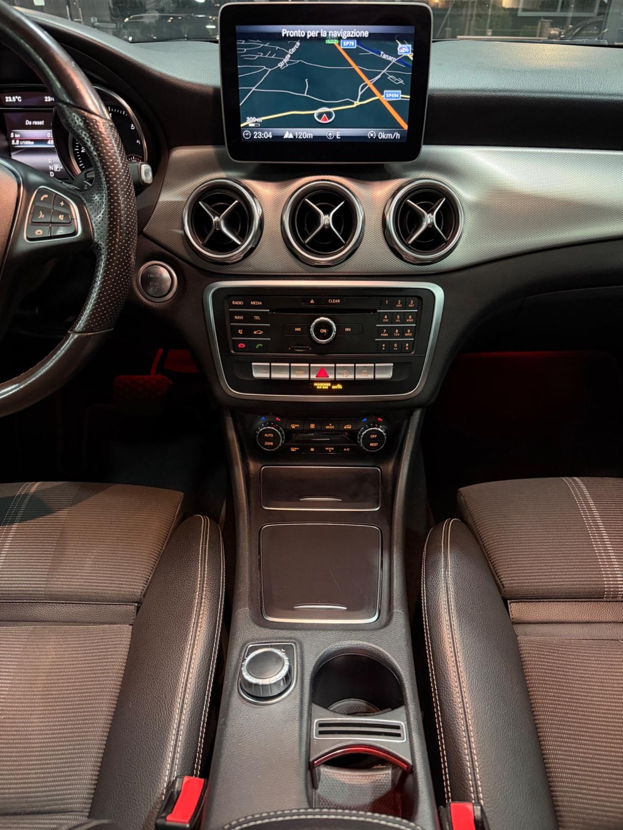 Mercedes-benz GLA 200 d Automatic Sport