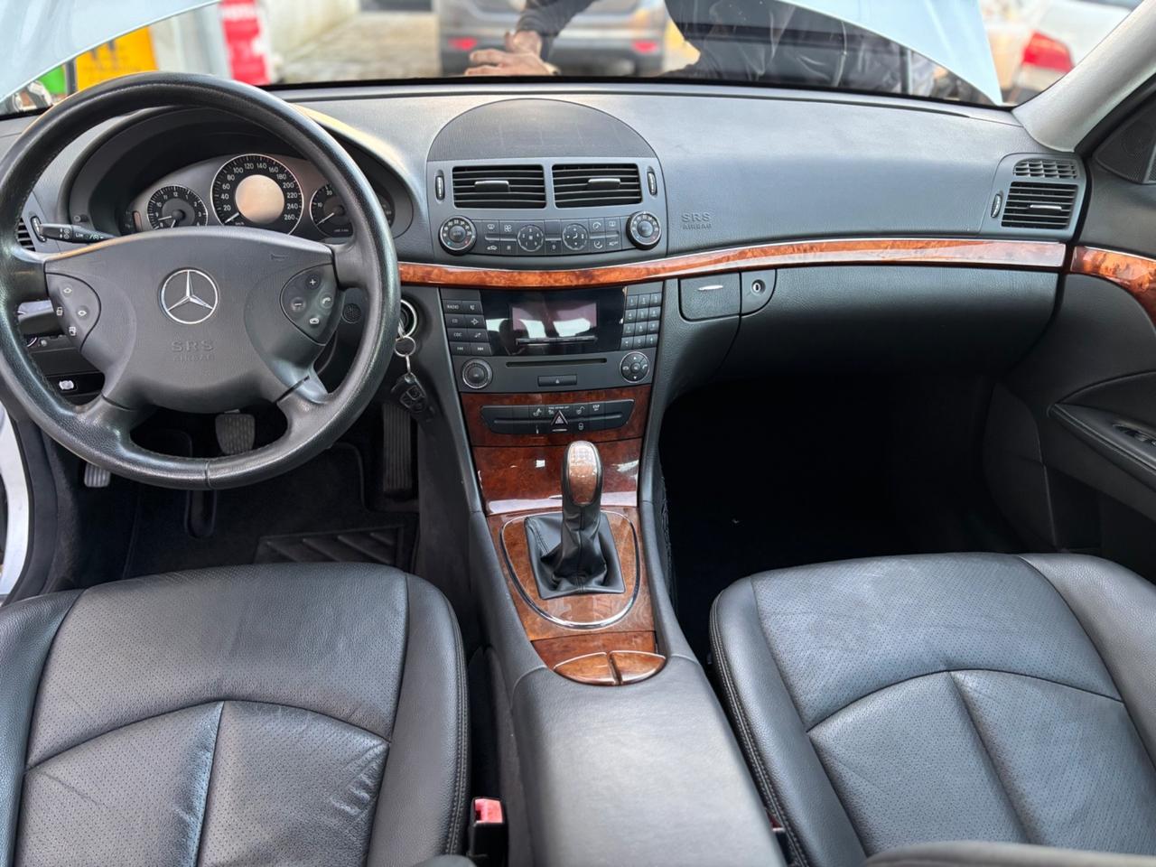 Mercedes-benz E 220 CDI cat Elegance