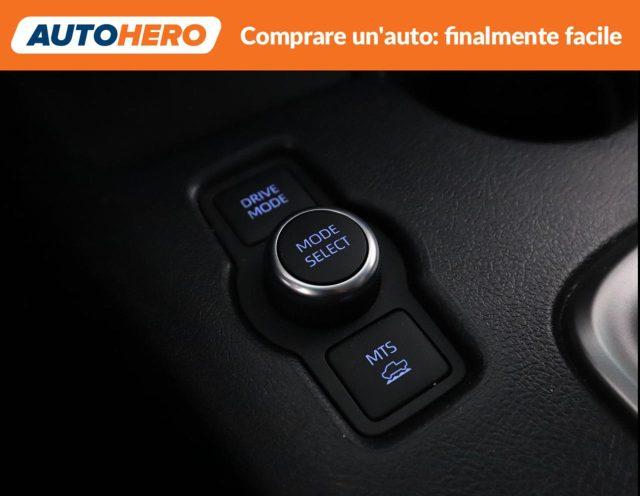 TOYOTA Hilux 2.8 D-4D A/T 4WD 48V 4 porte Double Cab Executive