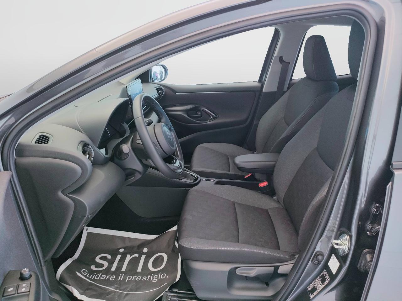 TOYOTA Yaris IV 2020 - Yaris 1.5h Trend