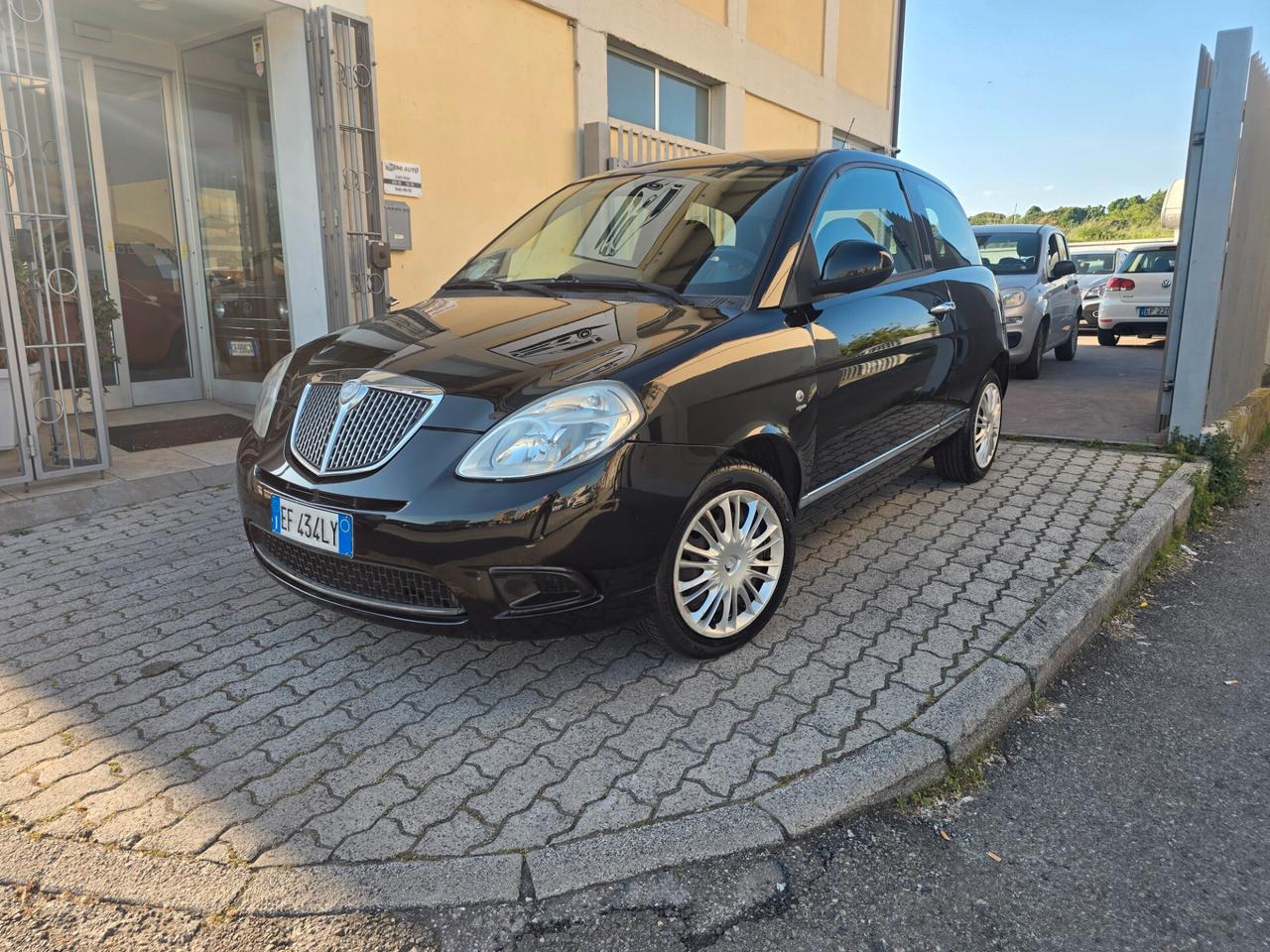 Lancia Ypsilon 1.2 69 CV Argento