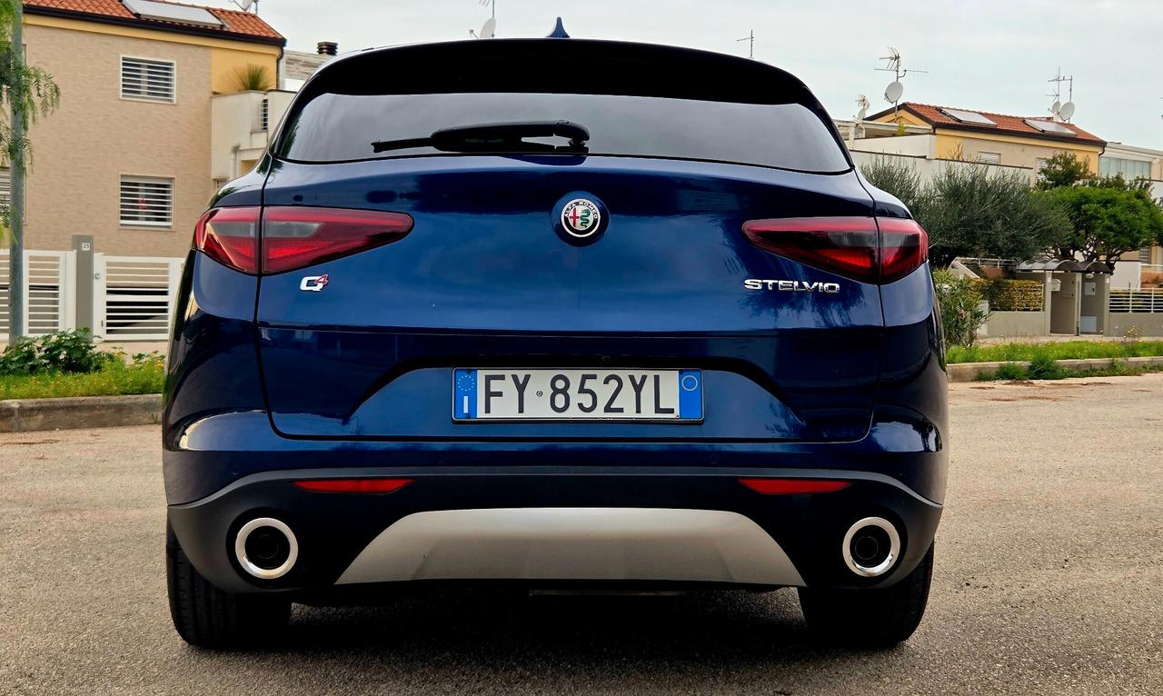 Alfa Romeo Stelvio 2.2 Turbodiesel 190 CV AT8 Q4 Business