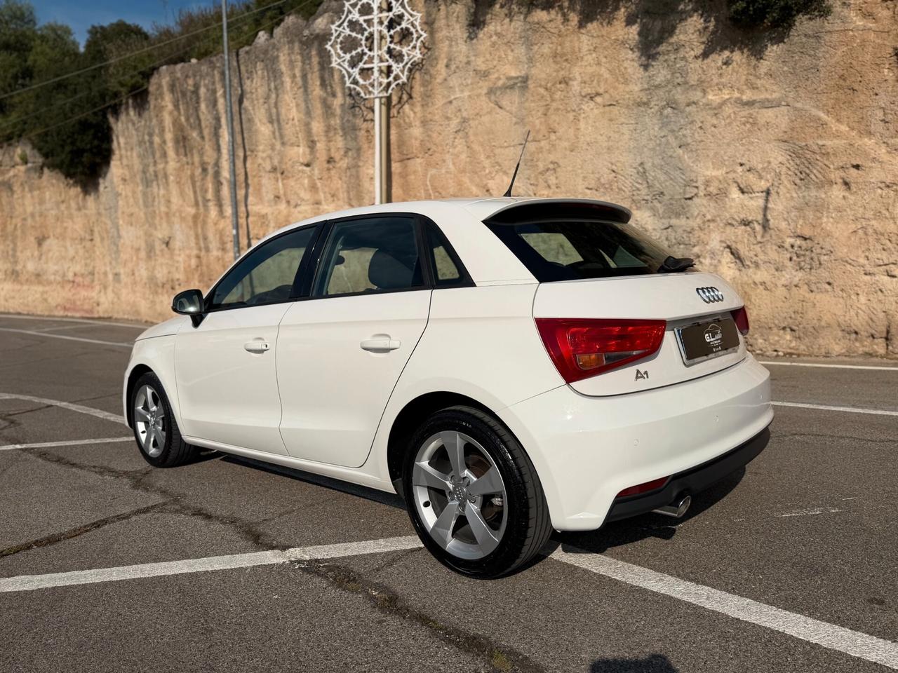 Audi A1 SPB ADMIRED/1.4 TDI 90CV/NAVI/NEOPATENTATI