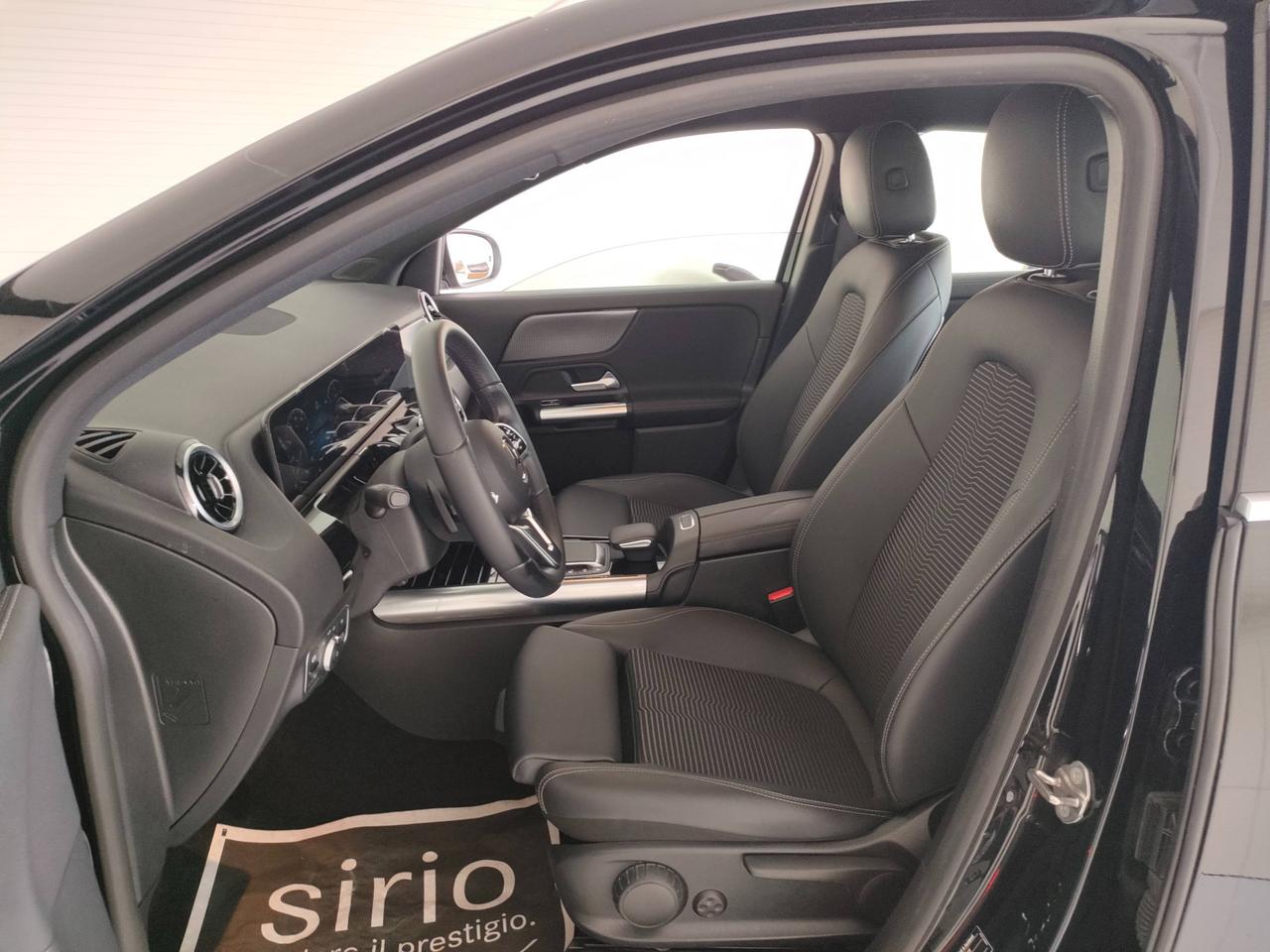 Mercedes-Benz GLA-H247 2020 - GLA 180 d Sport auto