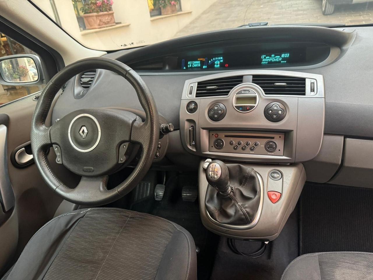 RENAULT Scenic 1.9 dCi 130CV