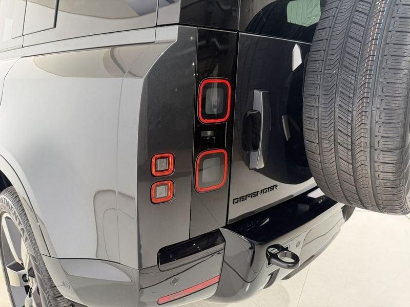 Land Rover Defender D250 AWD Auto 110 X-Dynamic SE