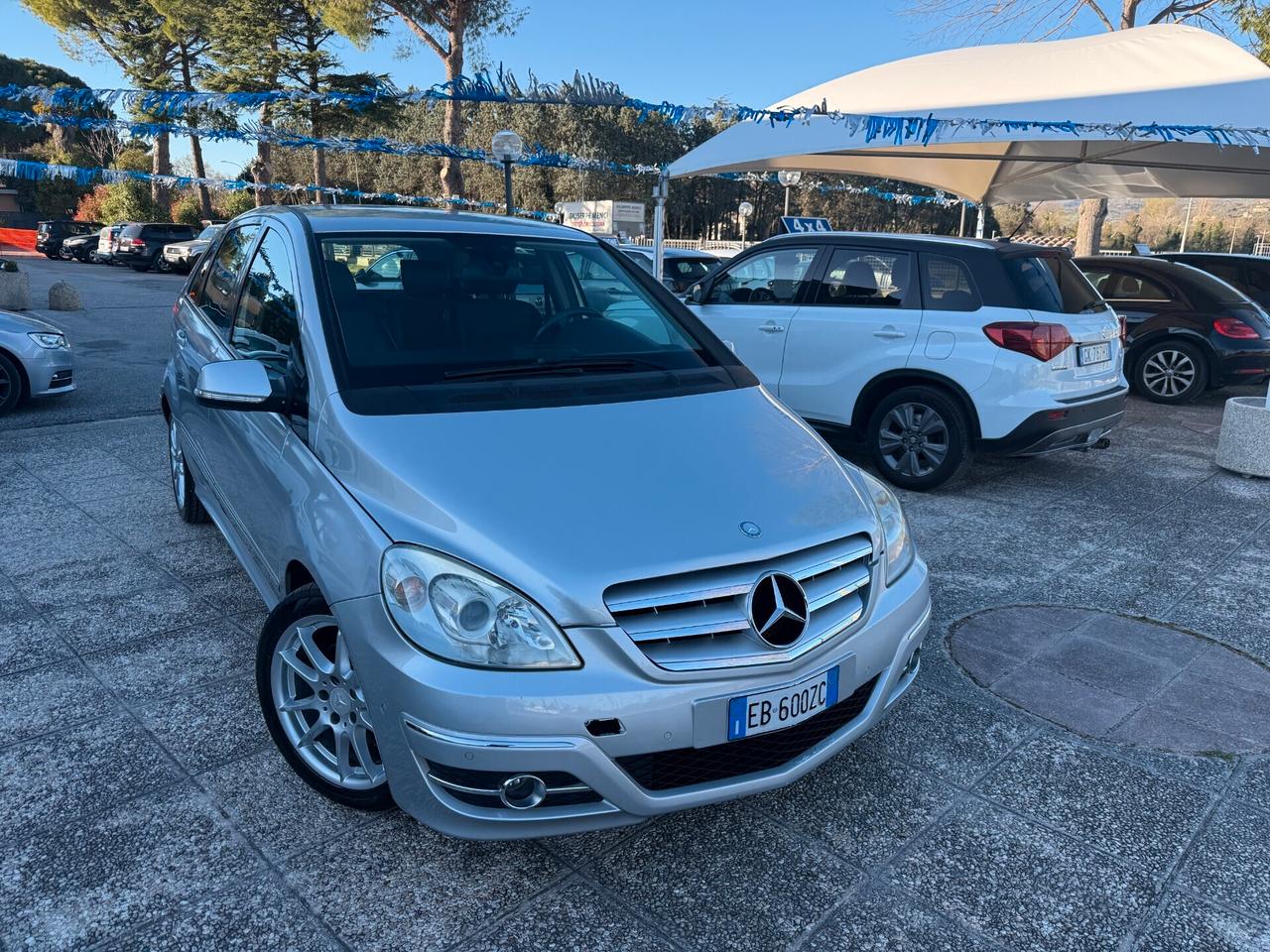 Mercedes-benz B 200 CDI Sport - POCHI KM -