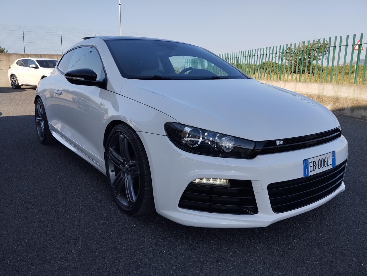 Volkswagen Scirocco 2.0 TSI DSG R LEGGI DESCRIZIONE