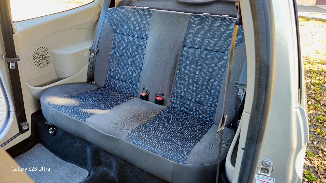 Renault Twingo 2° serie ok neopatentati garantita 12 mesi