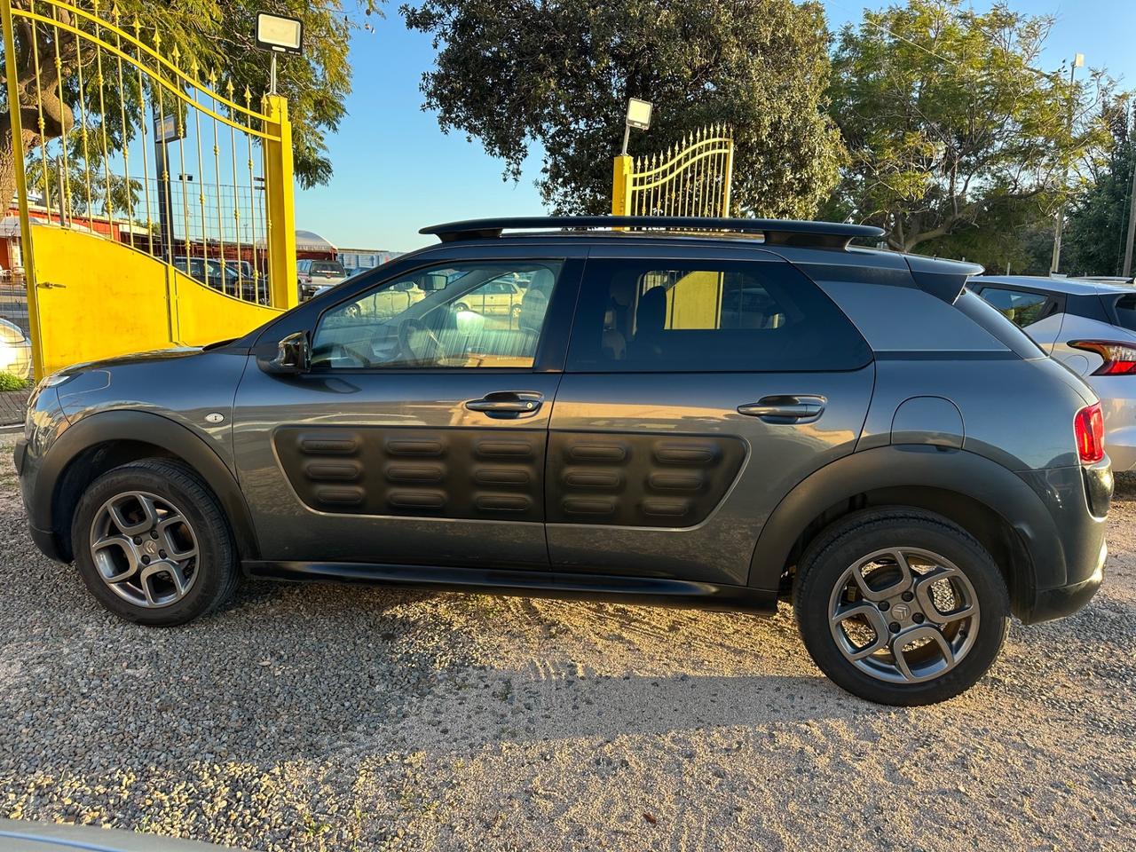 Citroen C4 Cactus PureTech 82 Shine