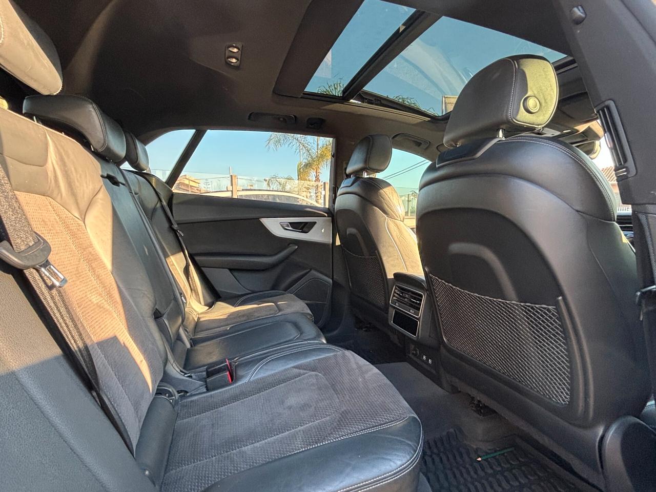 Audi Q8 SUV 45 TDI quattro tiptronic S line edition