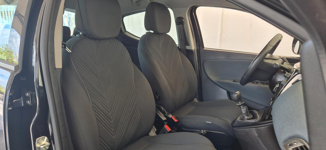 LANCIA Ypsilon 1.0 69CV BENZ/HYBRID 07/2022