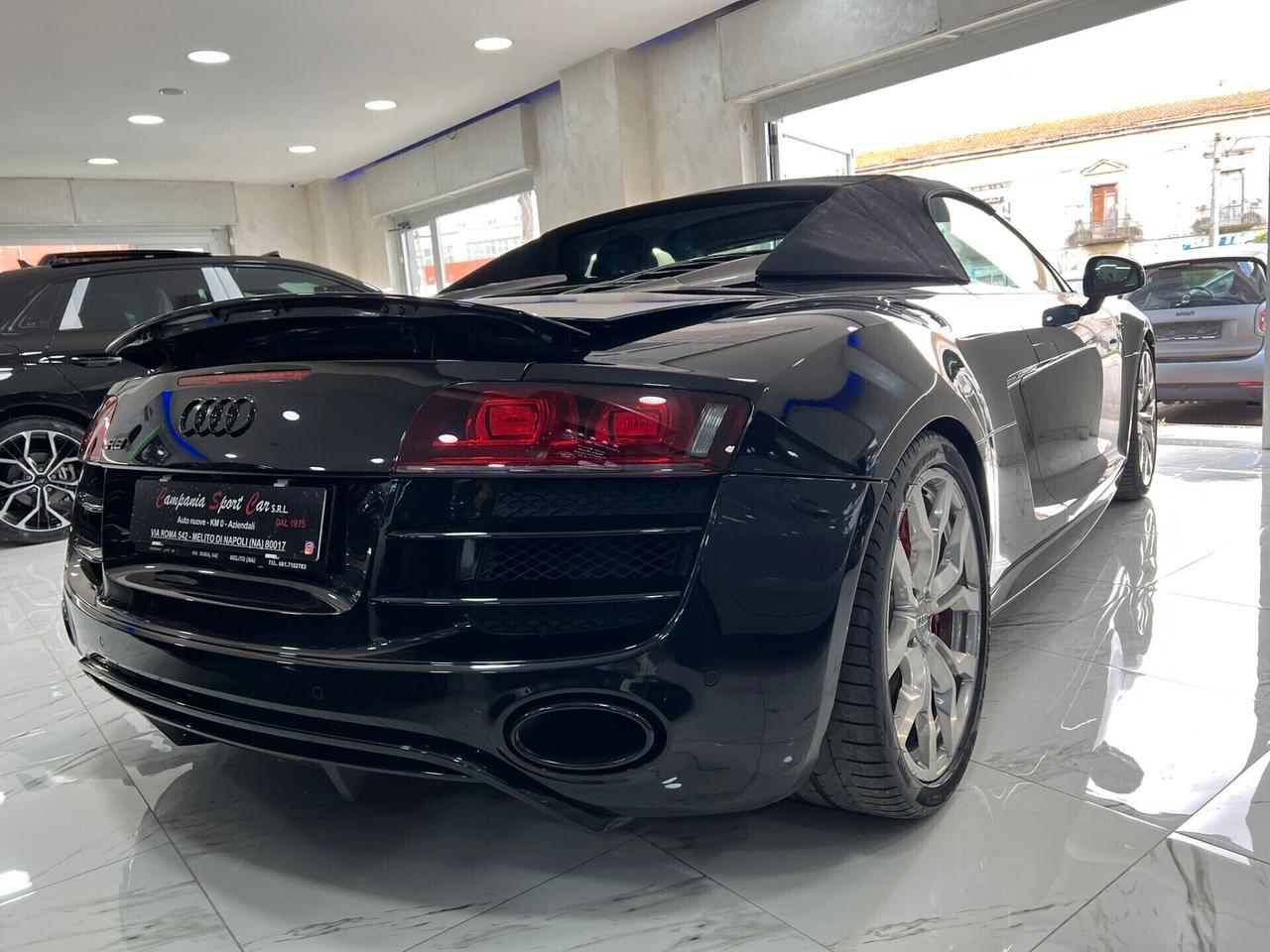 NUOVA AUDI R8 5.2 V10 FSI 525CV QUATTRO R-TRONIC CABRIO IDENTITY BLACK