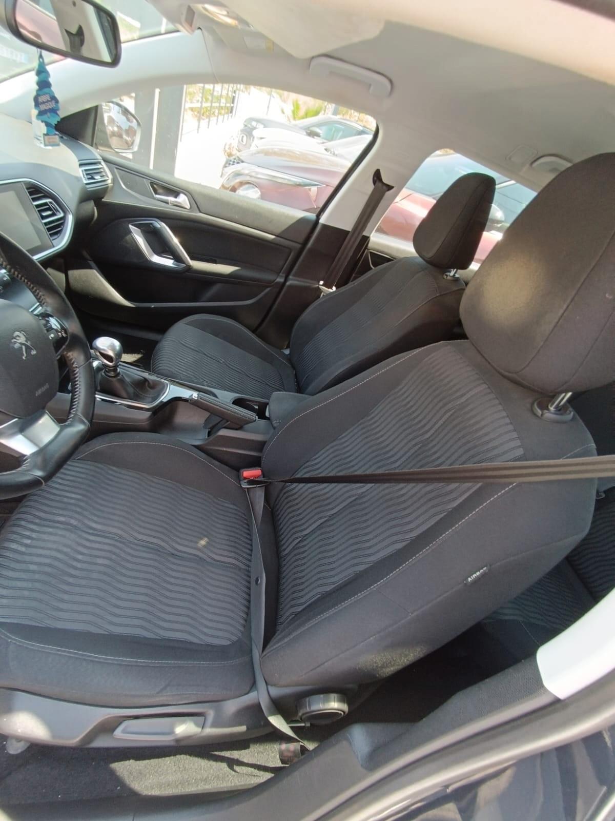 Peugeot 308 BlueHDi 120 S&S SW Business