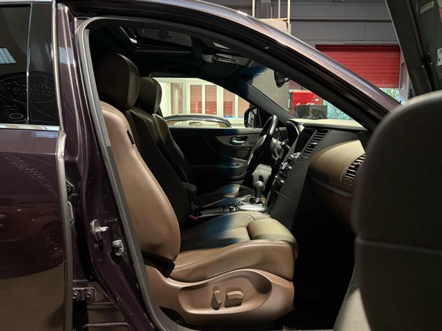 INFINITI QX70 3.0 diesel V6 AT S Premium