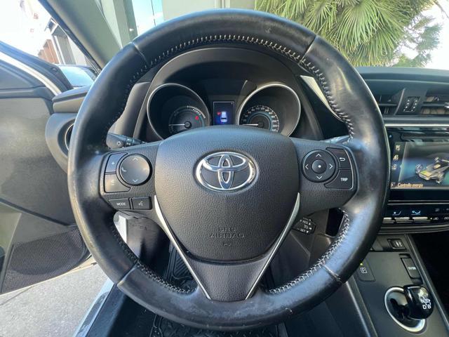 TOYOTA Auris Touring Sports 1.8 Hybrid Active