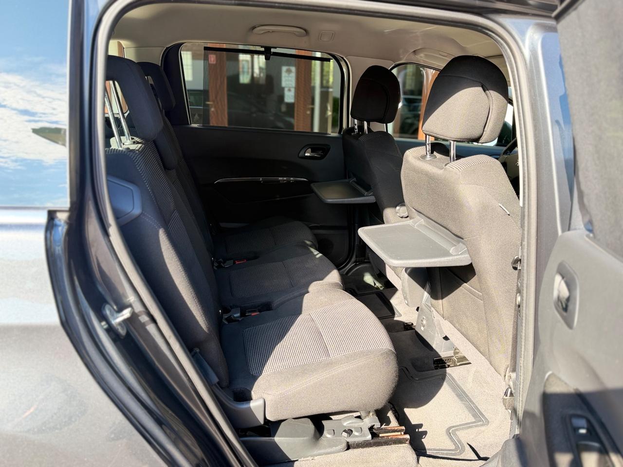 Peugeot 5008 2.0 HDi 163CV aut. Féline