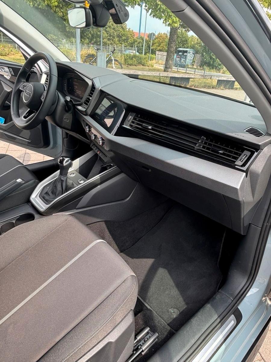 Audi A1 allstreet 30 TFSI S tronic bicolor