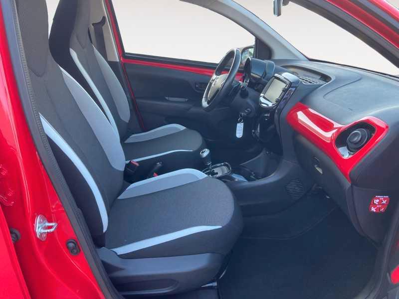 TOYOTA Aygo 5p 1.0 x-play AuToMaTica