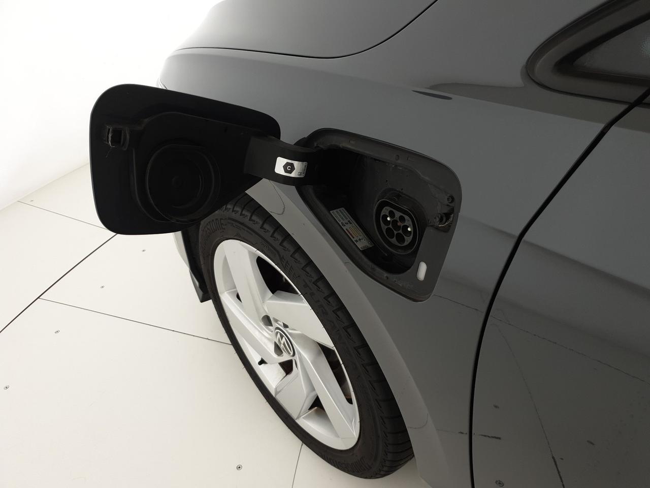 Volkswagen Golf 1.4 gte dsg