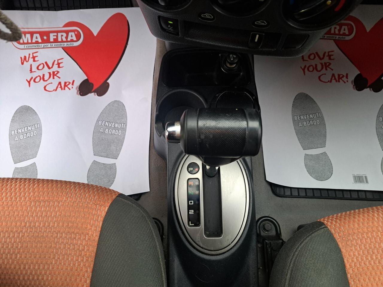 Kia Picanto 1.0 benzina / 65 cv/AUTOMATICA , perfetta NEOPATENTATI