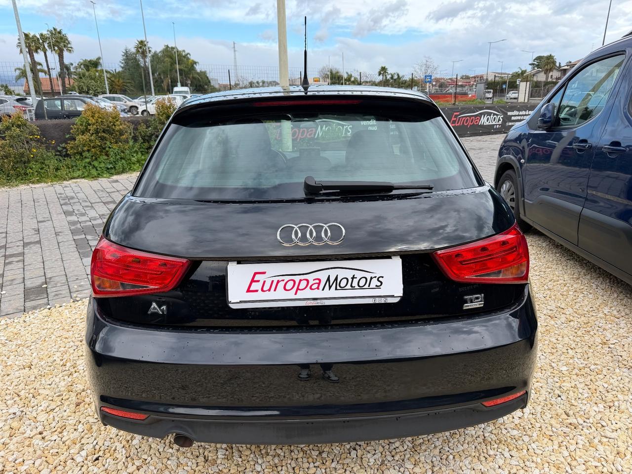 Audi A1 1.4 TDI ultra Metal plus 5 Porte