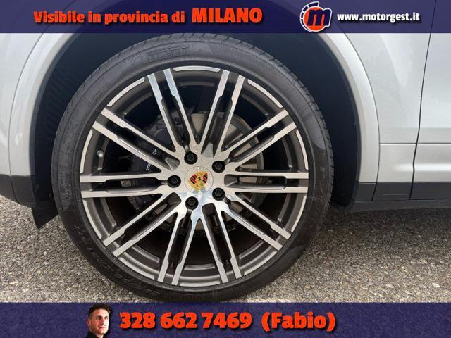 PORSCHE Cayenne 3.0 Diesel Platinum Edition