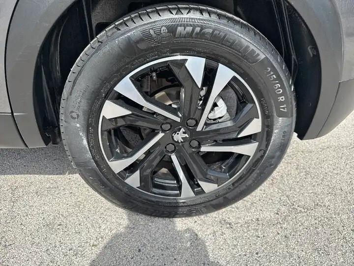 Peugeot 2008 PureTech 130 S&S EAT8 Allure Pack