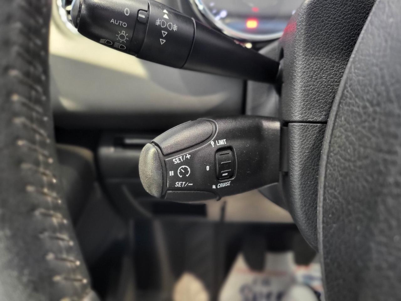 Peugeot 3008 - 2011 1.6 HDi 112CV Premium