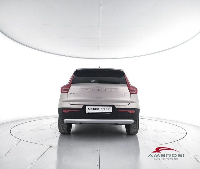 VOLVO XC40 T5 Recharge Plug-in Hybrid Plus Bright auto