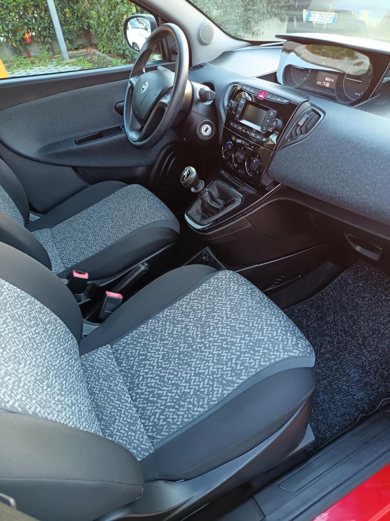 Lancia Ypsilon 1.2 69 CV 5 porte GPL S&S Elefantino Blu