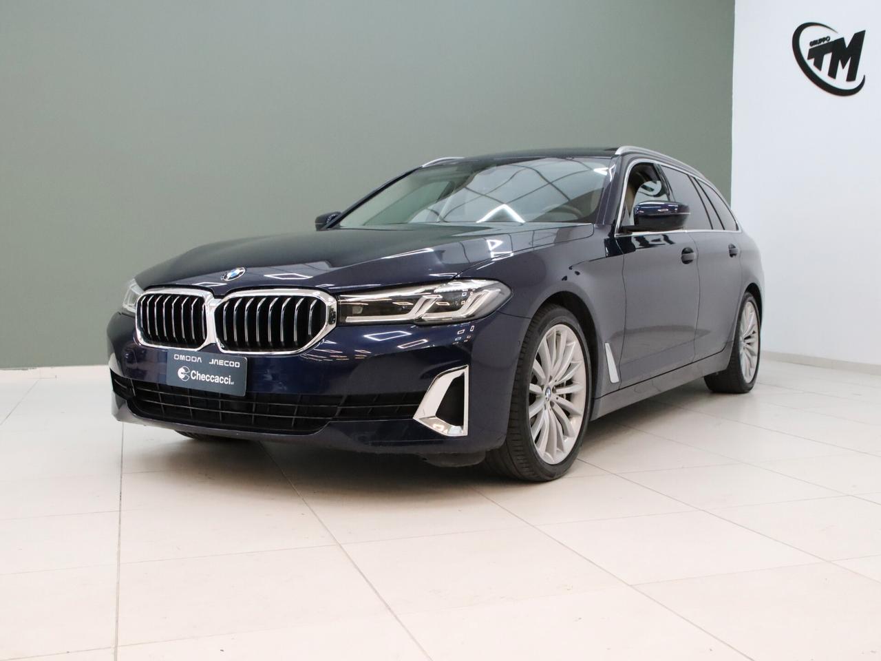 BMW 530d Serie 5 Touring Luxury mhev 48V auto IVA ESPOSTA