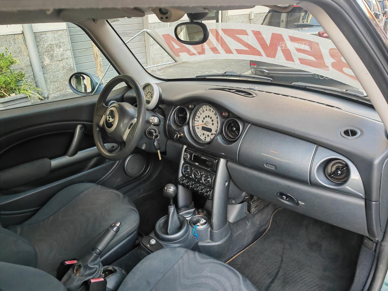 MINI COOPER 1.6 BENZINA CV90 KW66 FULL