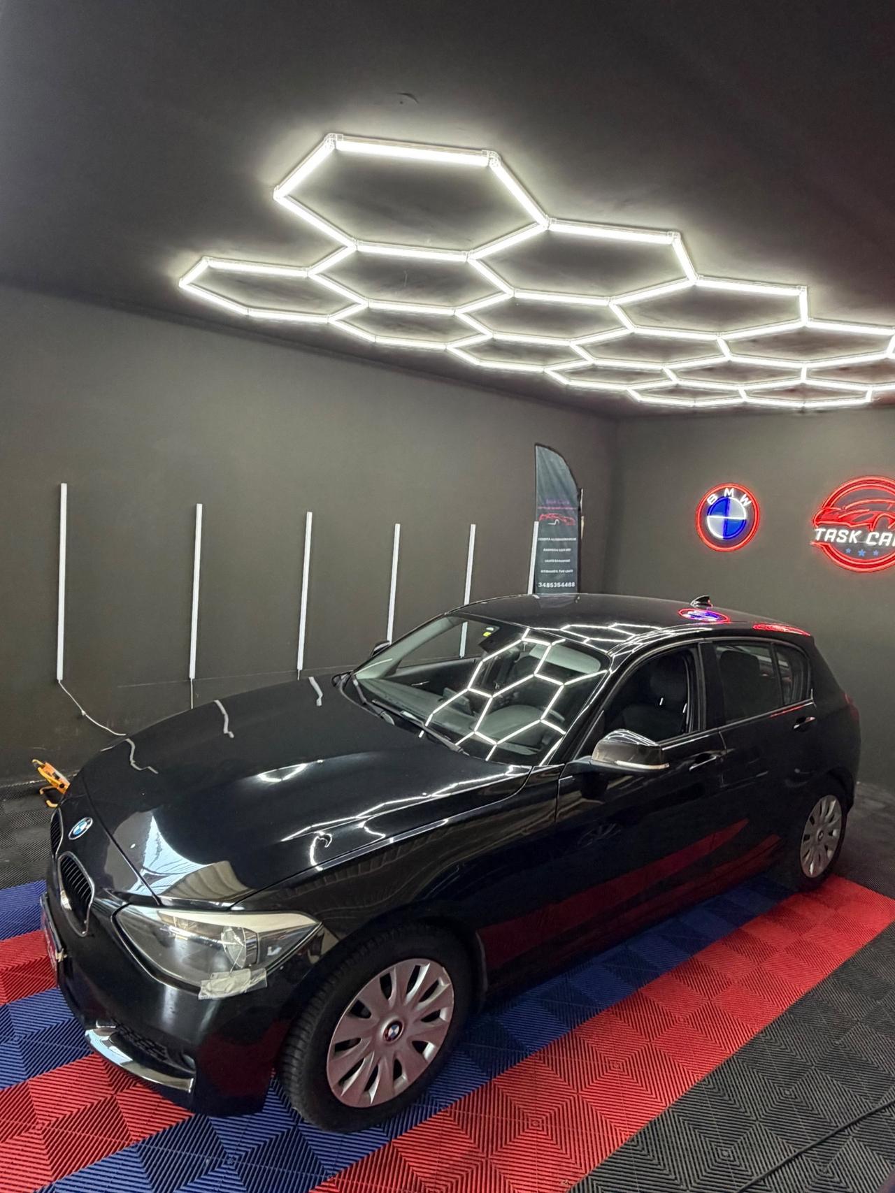 Bmw 118 118d 5p. Urban