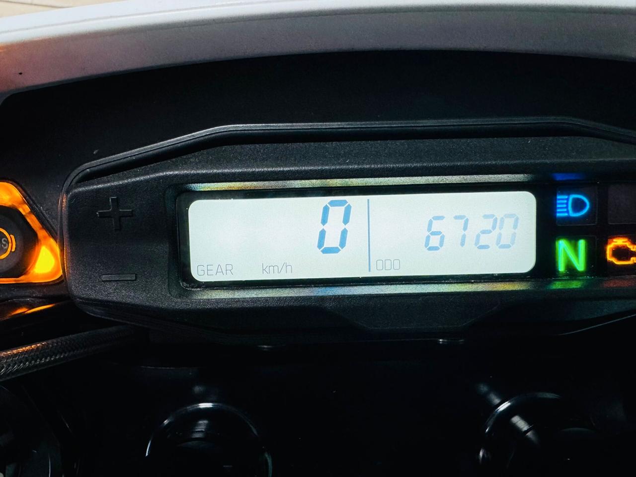 Husqvarna 701 Supermoto