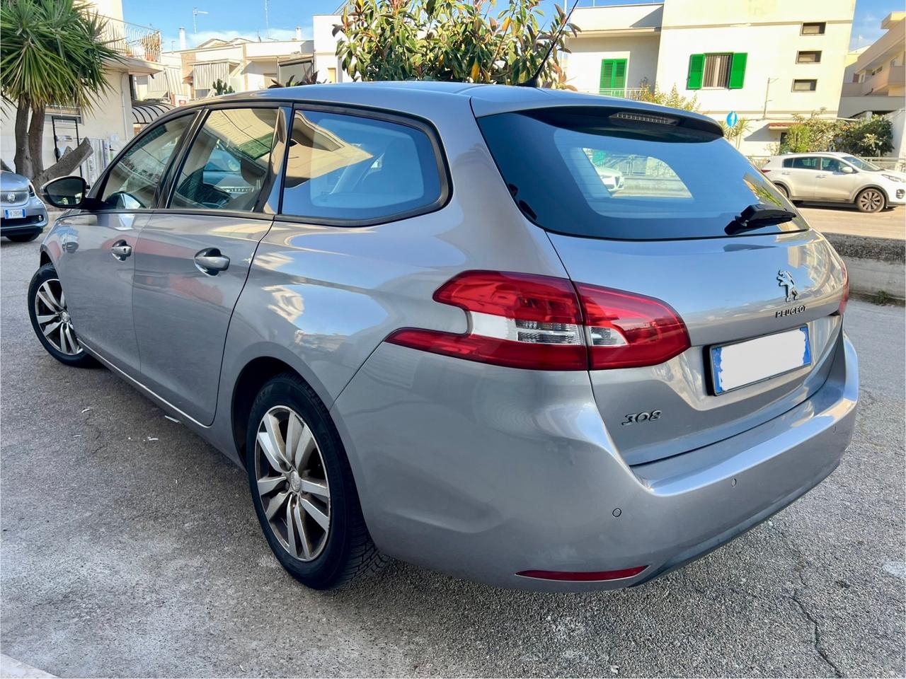 Peugeot 308 BlueHDi 120 S&S SW Business