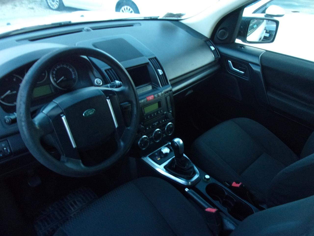Land Rover Freelander 2.2 TD4 S.W. SE