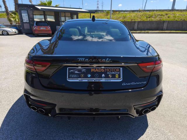 MASERATI GranTurismo V6 550 CV AWD Trofeo