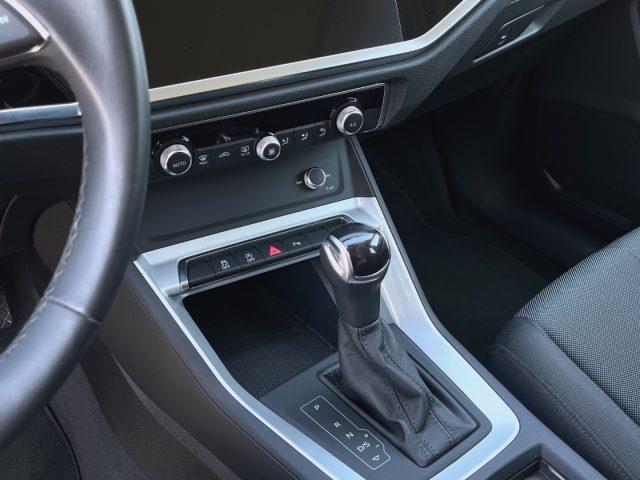 AUDI Q3 SUV 35 tdi STRONIC BUSINESS