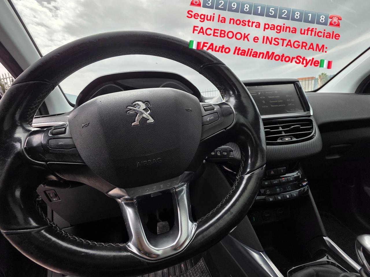 Peugeot 2008 1.6 e-HDi 115 CV Stop&Start Féline