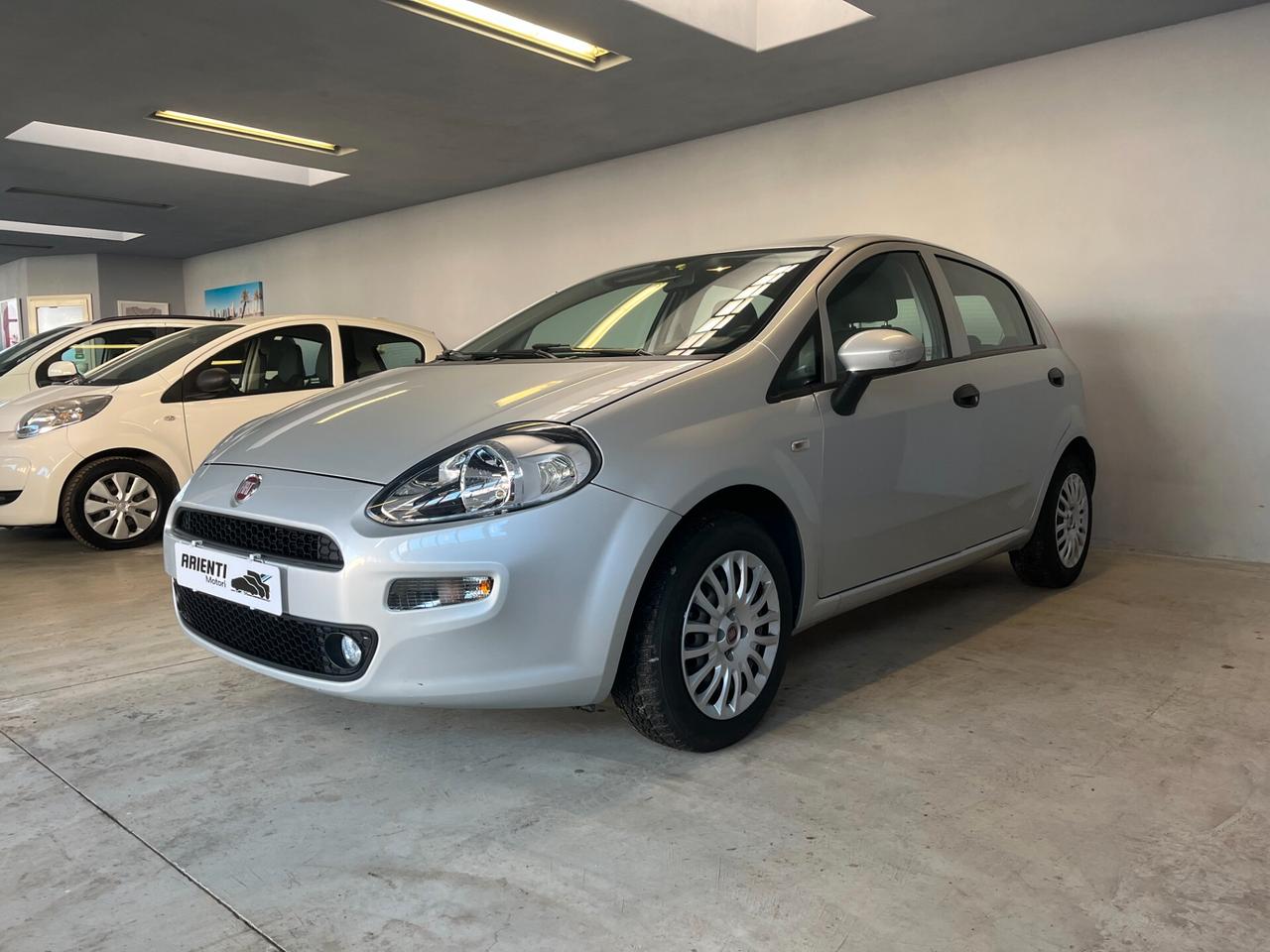 Fiat Punto 1.2cc 69cv EURO6B - OK NEOPAT. 1 PROPRIETARIA