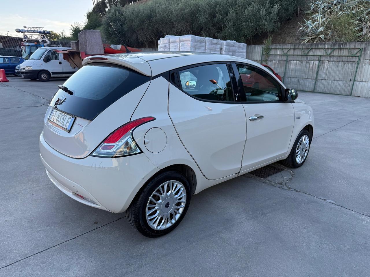 Lancia Ypsilon 1.2 benzina/gpl