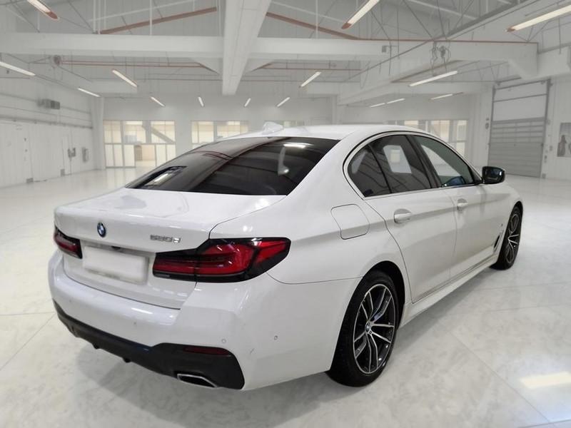 BMW 520 AUT MSPORT MH48V AUTO 4 PORTE BERLINA